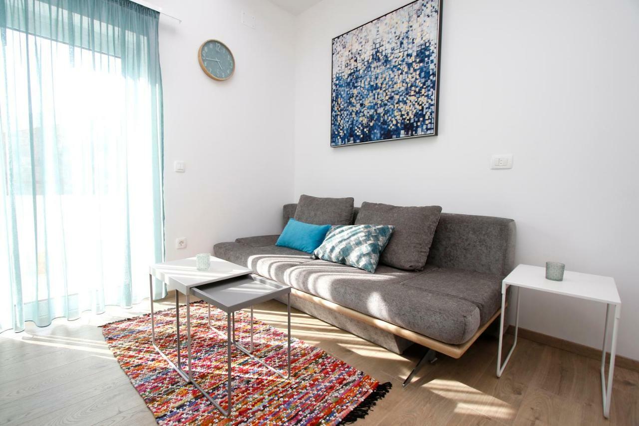 Apartments Besker Макарска Экстерьер фото