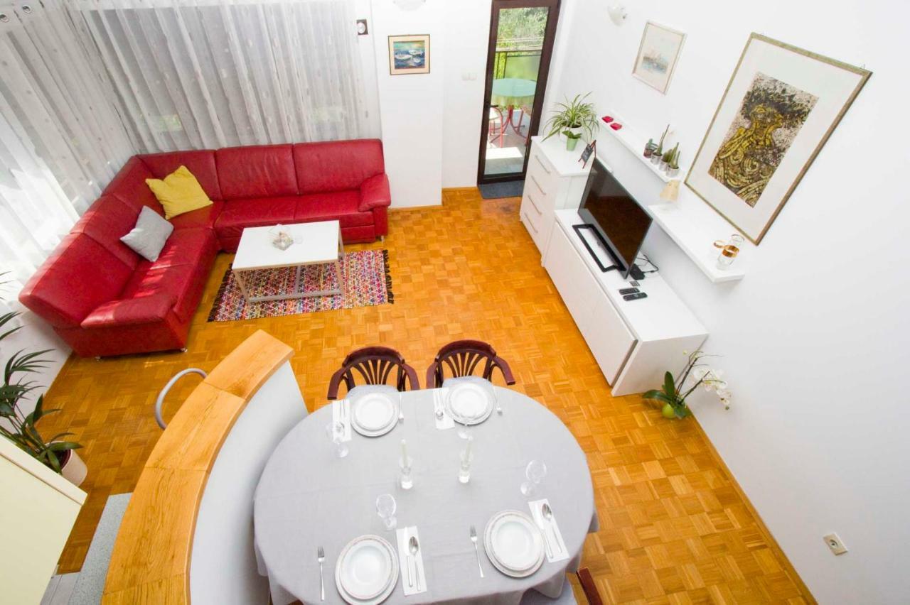 Apartments Besker Макарска Экстерьер фото